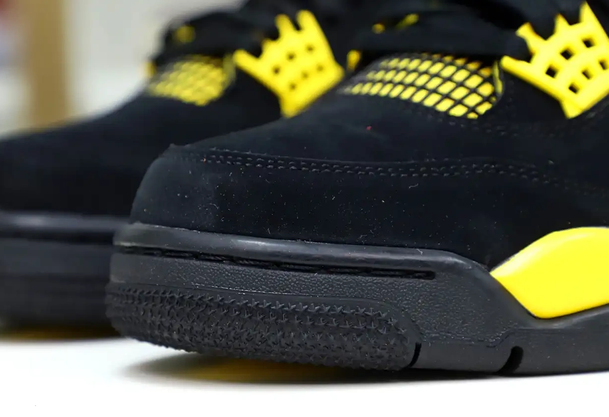 Jordan 2023 thunder  Jordan4 Air 0323